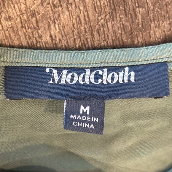 ModCloth Women's Unbridled Enthusiasm Wide Leg Jumpsuit Green Size M - Picture 9 of 11